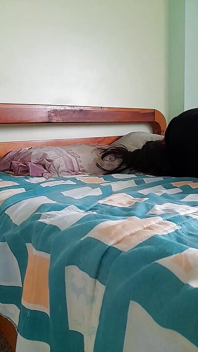 I dreamed that I was cheating on my husband, sucking his friend’s cock, I masturbated my juicy pussy