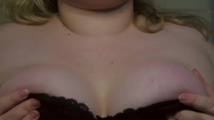 SCHOOL GIRLS SEXY STRIP TEASE