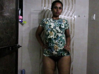 Licking Armpit Shave Fetish Indian MILF Lily Porn