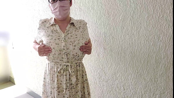 A married woman gets excited by outdoor masturbation：The full video is→https://www.xvideos.red/channels/aika-frau