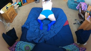 Sucking and fucking in knee high socks angle 2