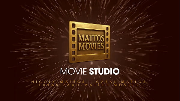 Suruba no escuro! Casais trocam parceiros e Nicoly libera leitinho dos peitos na putaria!