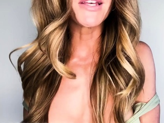 Lord Goddess Maria – No Tits For Tiny Dicks