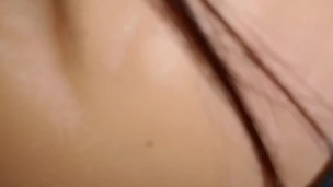 I fuck my best friend after the party, she lets herself be recorded and takes off the condom amateur