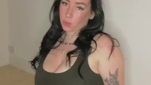 British college girl wants to cum