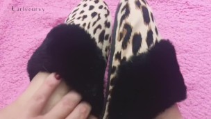 Sexy talk, feet play, and tits with booty play all in one!