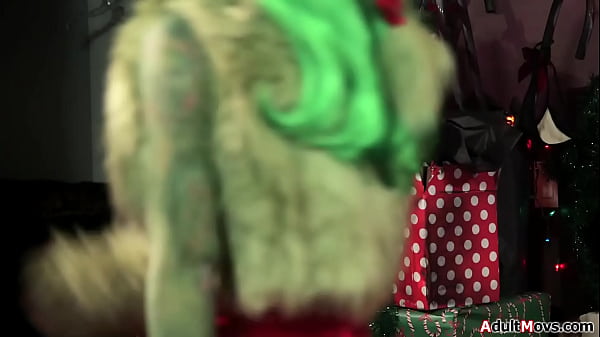 The Grinch is out of luck and couldnt stop the couple to fuck