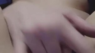 finger fucking her tight pussy until creamy ending 🤤