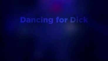 Brittany Andrews Wiggles Her Butt While Taking Off Her Thong!