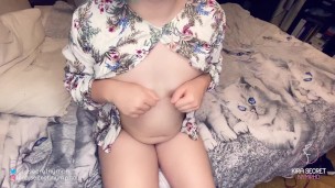 Kira’s flashing her Tits during Stream. Best part record cut